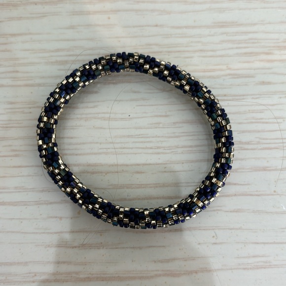 Set of Women’s Purple Beaded Bracelets - Picture 2 of 5